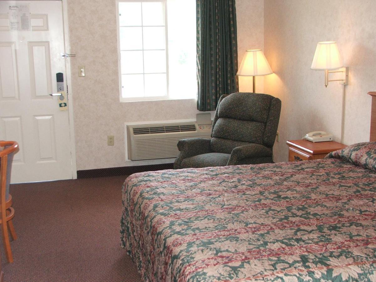 Deerfield Inn Greenbrier Exterior photo